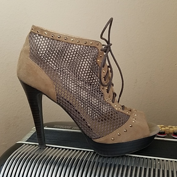 Bakers Shoes - UNIQUE BAKERS TAUPE MESH & LEATHER LACE UP HEELS